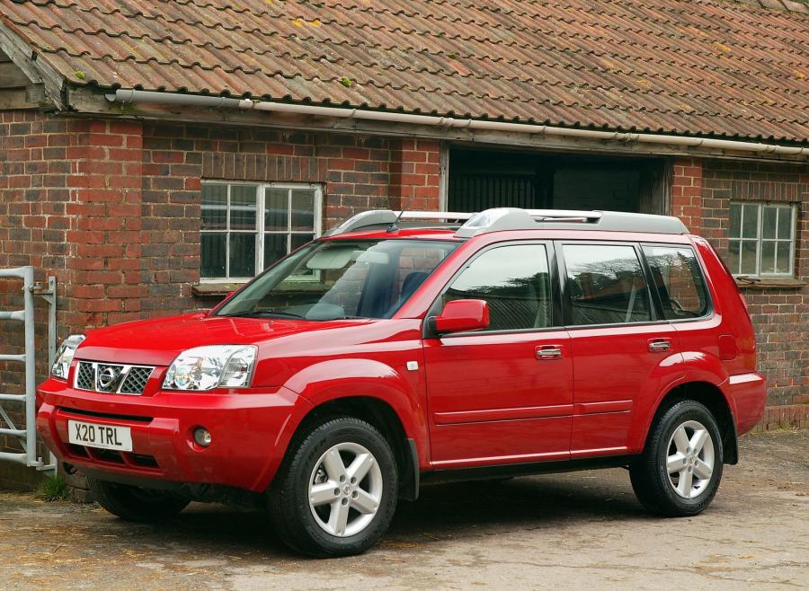 Nissan X-Trail 2004 года  (UK) (фото 8 из 17)